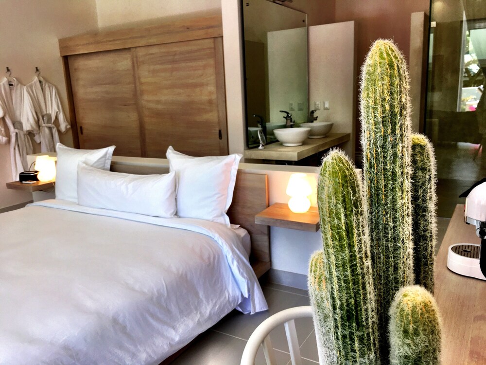 CASA-22 Luxury Boutique Hotel 2