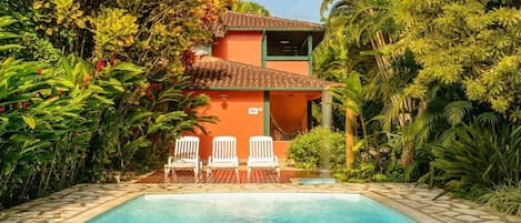 Piscina a l'aire lliure