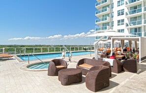 Außenpool, geöffnet von 09:00 Uhr bis 18:00 Uhr, Cabañas (kostenlos)