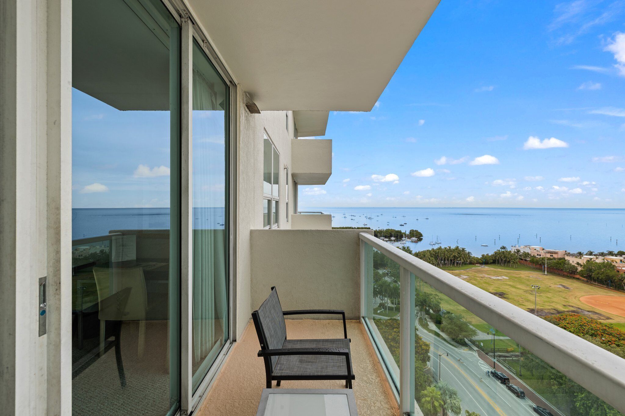 Quarto luxo, 1 cama King, sacada | Sacada