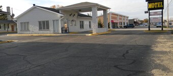 Fairfax Motel