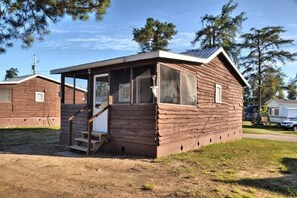 Ferienhütte, 2 Schlafzimmer, Küche, Seeblick | WLAN