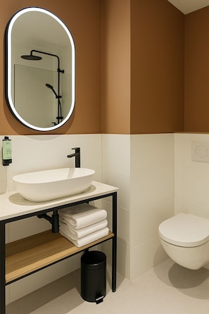Standard Room | Bathroom