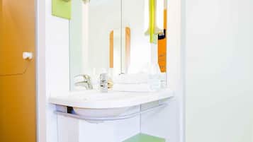 Phòng đôi, 1 giường đôi | Bàn, phòng cách âm, truy cập Internet không dây miễn phí