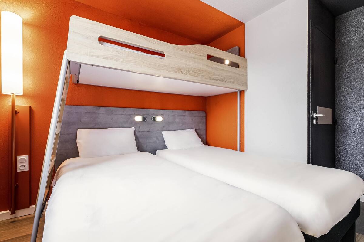 Chambre avec lits jumeaux, 2 lits une place