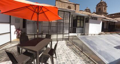 Yabar Hotel Plaza