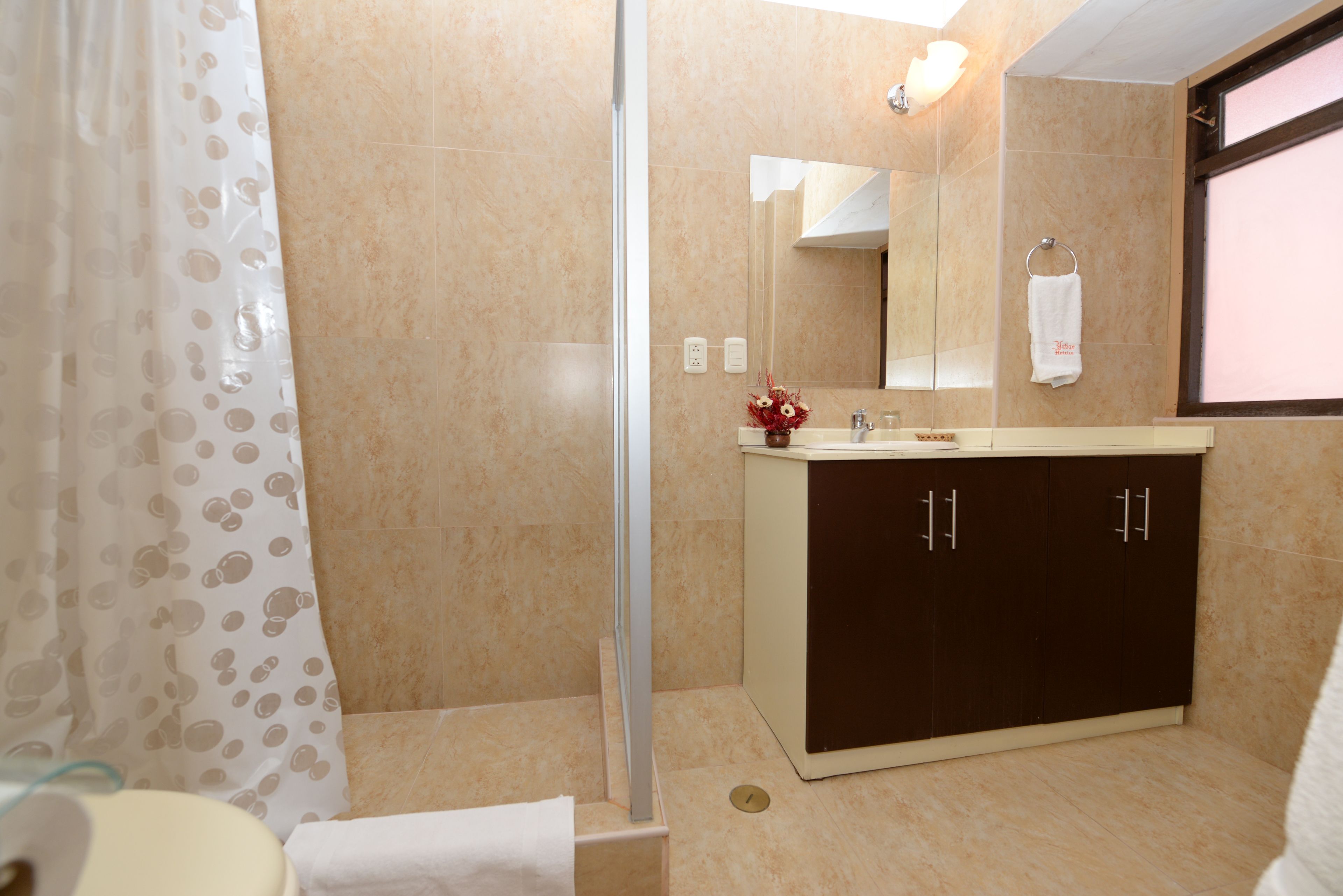 Foto - Yabar Hotel Plaza