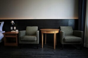 Desk, free WiFi - Miranda Hotel (Incheon)