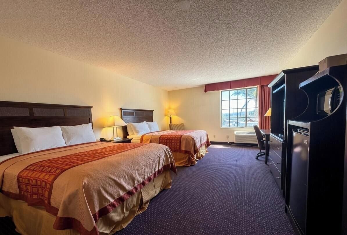 Standard Double Room, 2 Queen Beds, Non Smoking