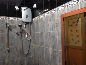Douche de la salle de bain