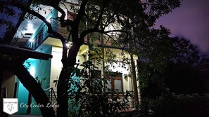 Front of property - evening/night - City Center Lodge (Anuradhapura)