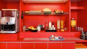 Kontinental frokost hver dag (mot et tillegg)