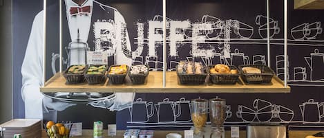Daily buffet breakfast (EUR 9.90 per person)