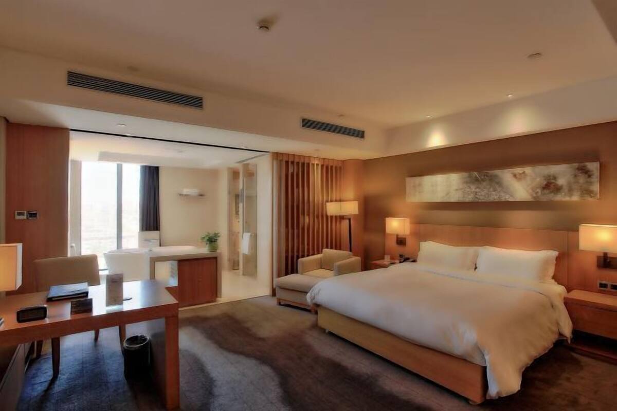 Minibar, in-room safe, blackout curtains, iron/ironing board