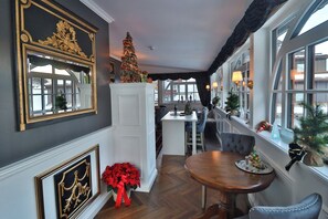 Daily cooked-to-order breakfast for a fee - Schneider Hof Boutique-Hotel Garni Superior (Sankt Anton am Arlberg)