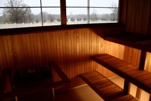 Sauna - Raadimõisa Hotel (Vahi)