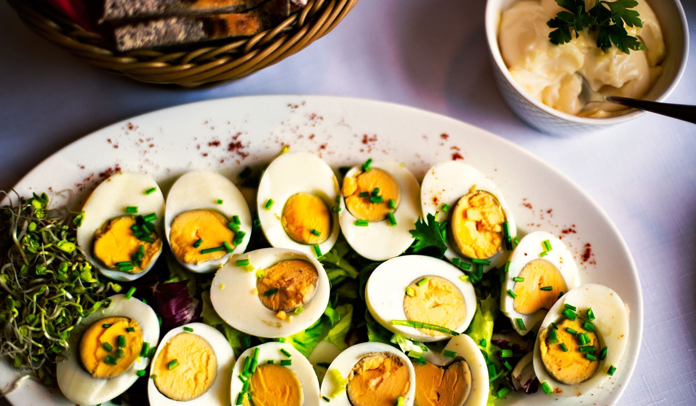 Daily buffet breakfast (PLN 30 per person)