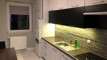 Appartement Classique, 2 chambres, cuisine | Cuisine privée