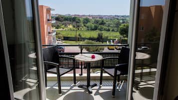 Standard Family Room | Terrasse/Patio