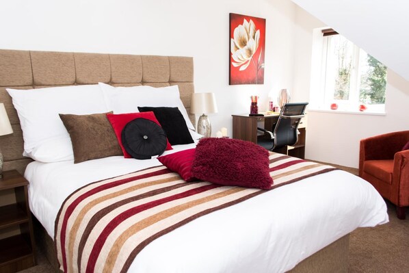 In-room safe, desk, soundproofing, iron/ironing board