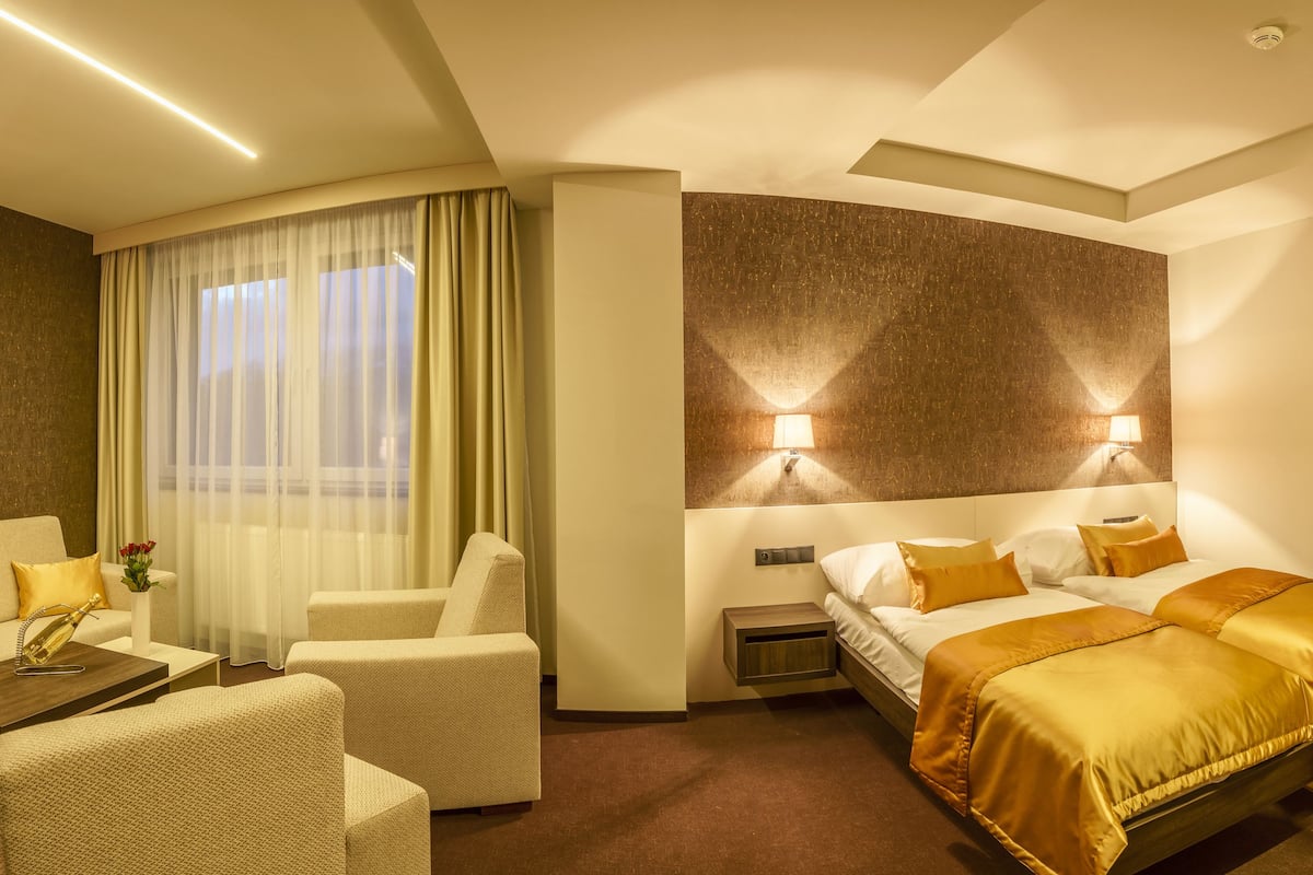 family superior | 1 bedroom, minibar, in-room safe, desk