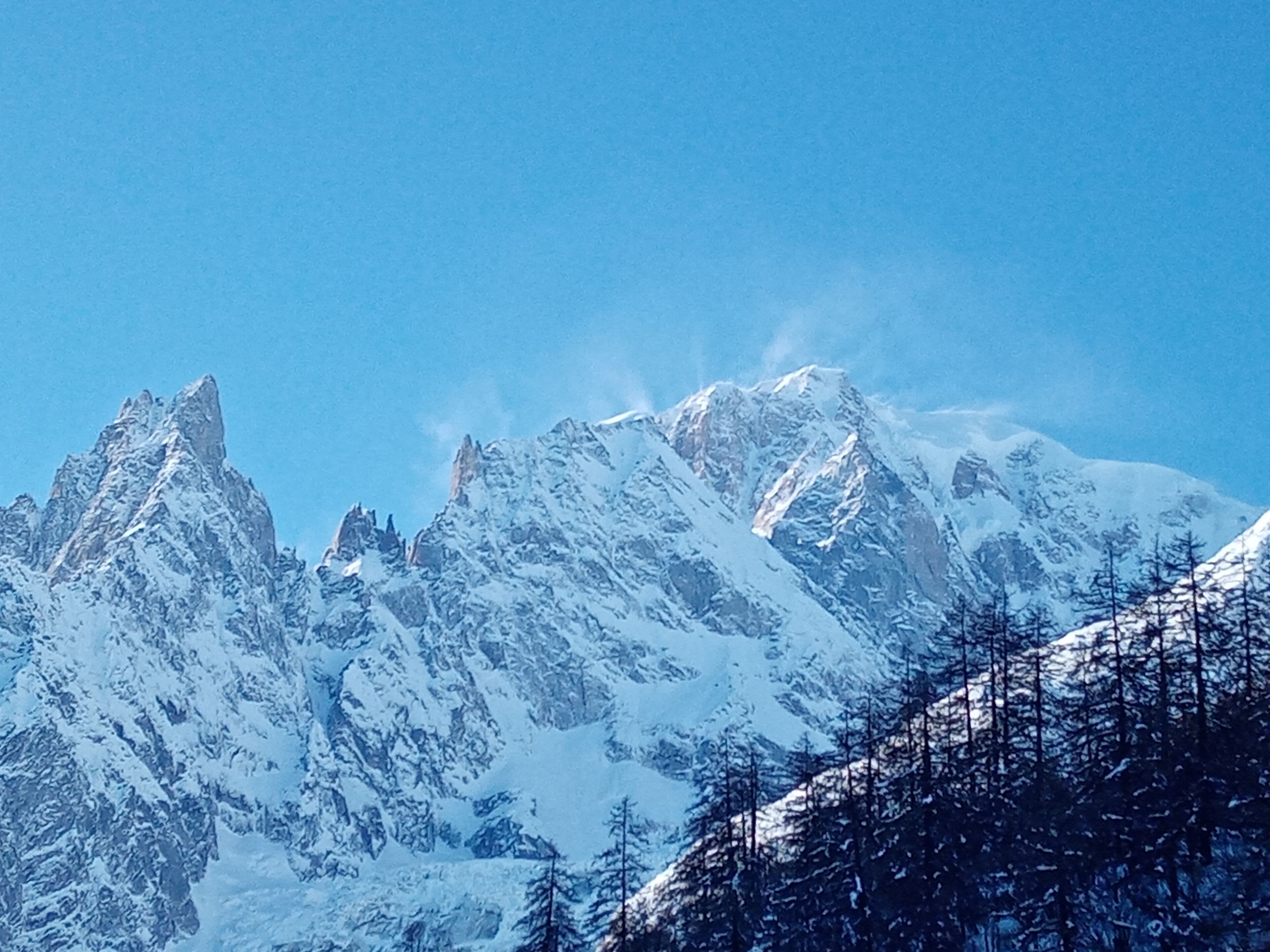 double room, 1 queen bed | view from room