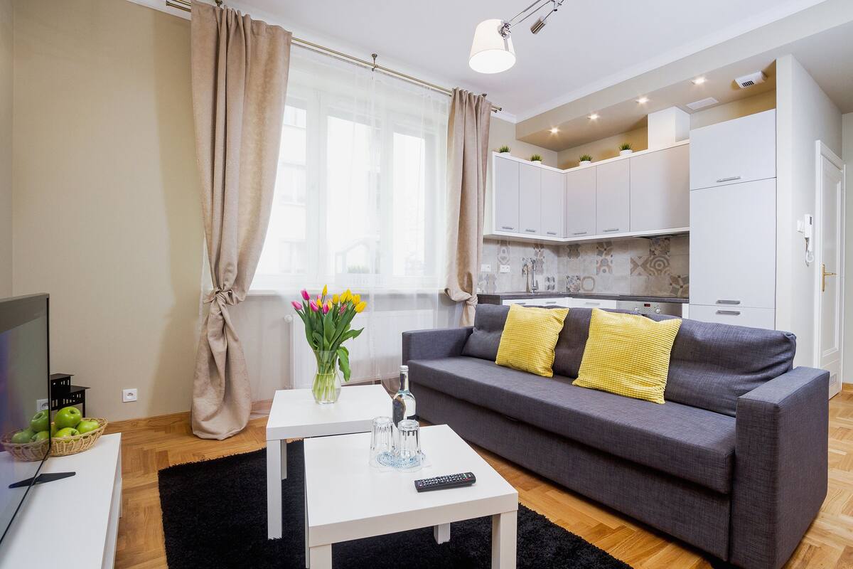 Apartemen Deluks, 1 kamar tidur | 1 kamar tidur, seprai premium, meja kerja, dan setrika/meja setrika