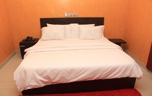 Deluxe Room (1) | Desk, iron/ironing board, free WiFi