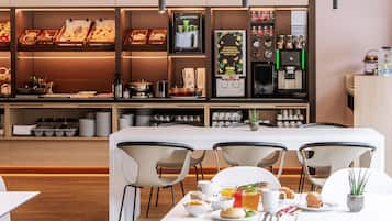 Daily buffet breakfast (EUR 13.9 per person)