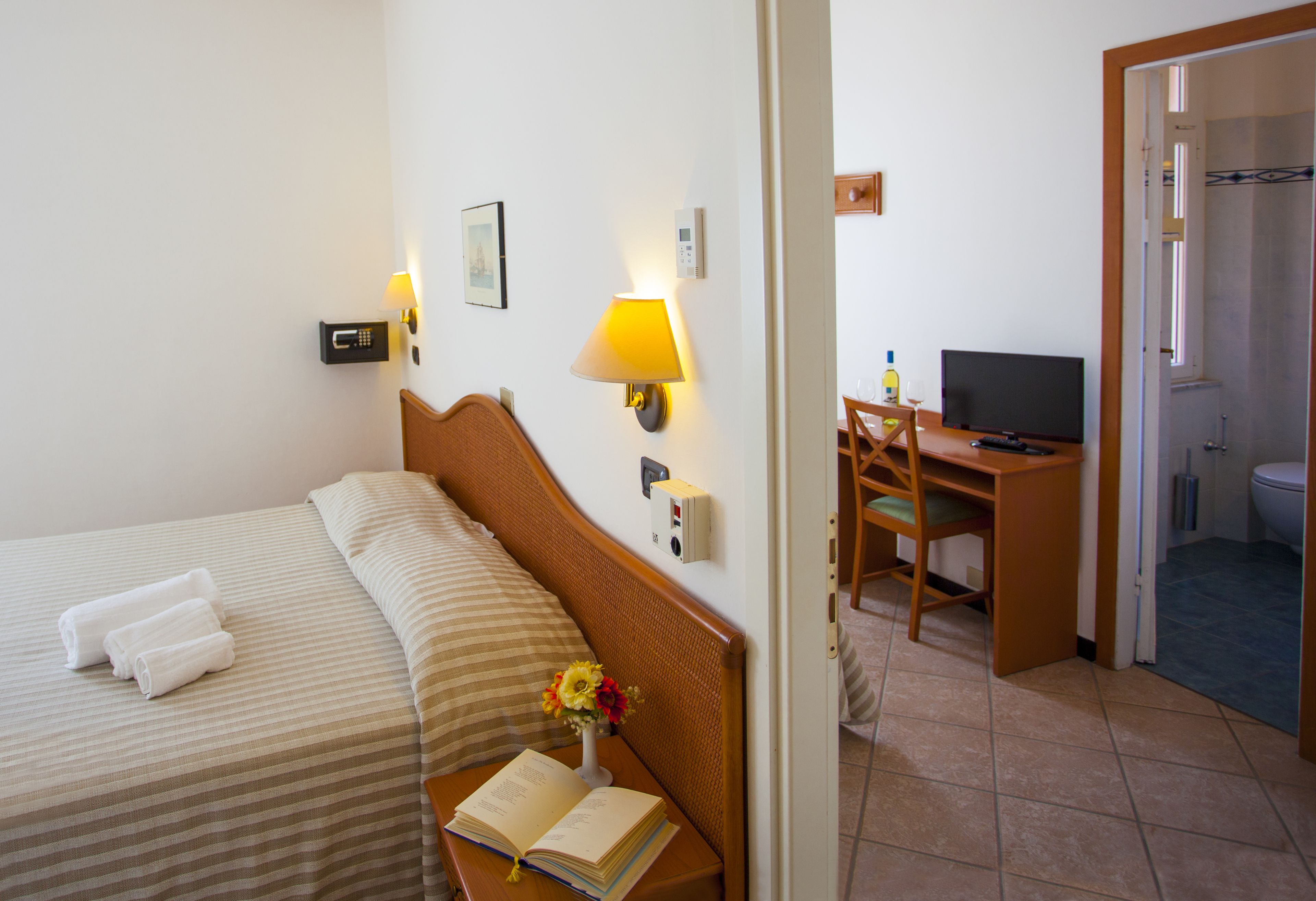 suite, 2 bedrooms | minibar, in-room safe, desk, laptop workspace