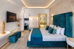 Honeymoon Suite, Heated Tub, Sea View