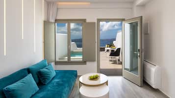 Premium bedding, minibar, in-room safe, soundproofing