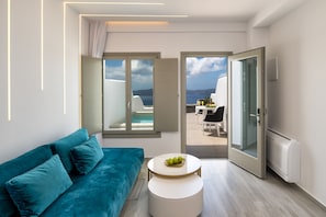 Premium bedding, minibar, in-room safe, soundproofing