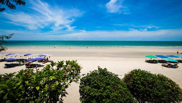 Una playa cerca
