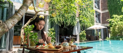 Kolam renang outdoor