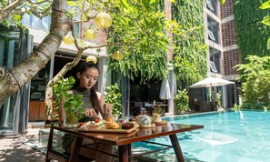 Outdoor pool - Mulberry Collection Silk Eco (Da Nang)