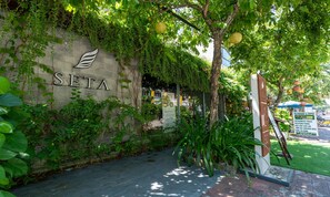 Couples treatment room(s), sauna, hot tub, steam room, body treatments - Mulberry Collection Silk Eco (Da Nang)