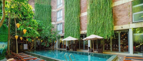 Piscina externa