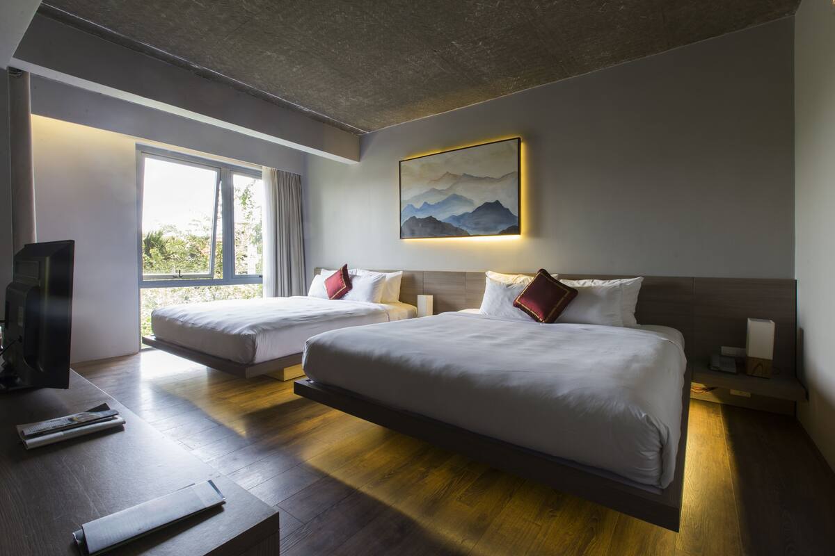 Family Suite, Pool View