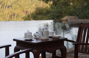 Coffee service - Birds Park Polgahawela (Alawwa)