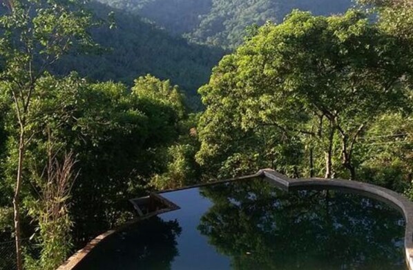 Mountain view - Birds Park Polgahawela (Alawwa)