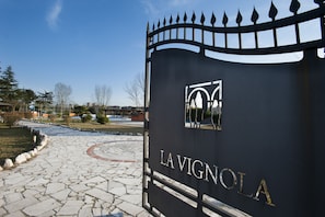 Terrace/patio - La Vignola Country Hotel (Ceprano)