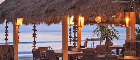 Breakfast, lunch, dinner served; international cuisine, beach views