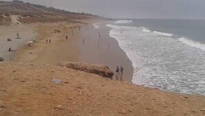 Ubicación cercana a la playa y arena blanca