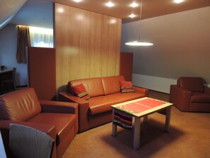 Suite | Minibar, Zimmersafe, Schreibtisch, kostenloses WLAN