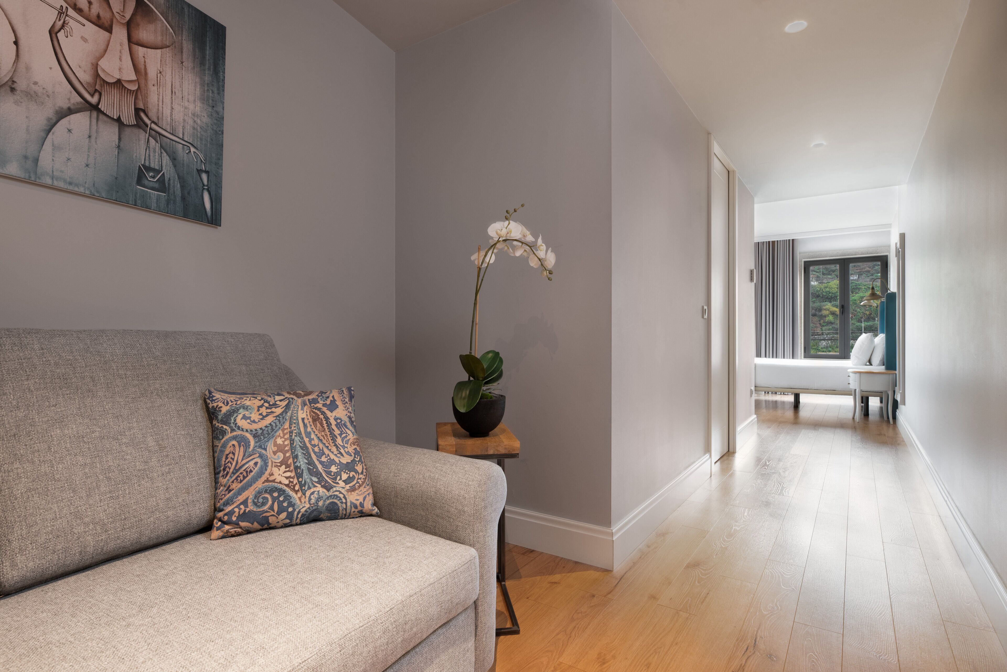 junior suite | 1 bedroom, minibar, in-room safe, desk