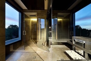 Sauna, steam room