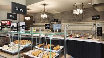 Free daily cooked-to-order breakfast