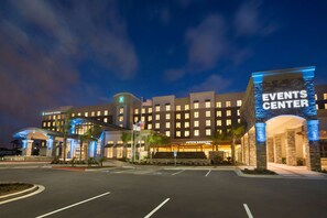 Exterior - Embassy Suites by Hilton McAllen Convention Center (McAllen)