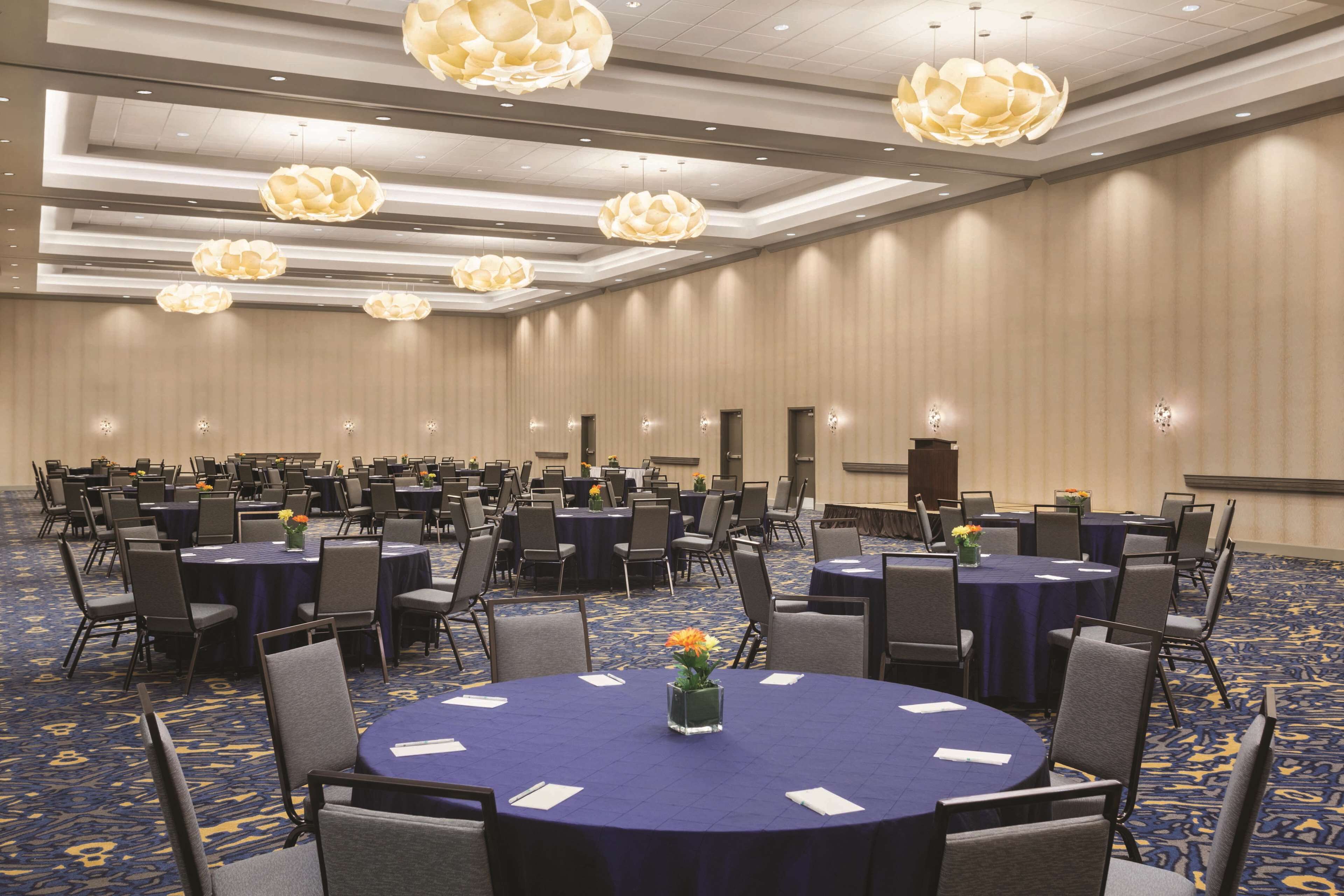 Photo - Embassy Suites By Hilton Mcallen Convention Center